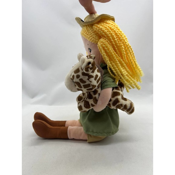 The Petting Zoo, Zookeeper Doll with Giraffe Stuffed Animal 17 inch‎ - Picture 2 of 4